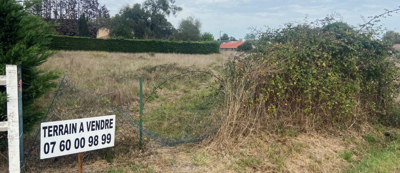 Terrain constructible Salles  (Gironde 33)