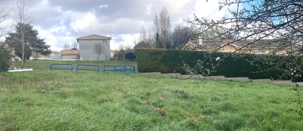 Terrain constructible Blaye  (Gironde 33)